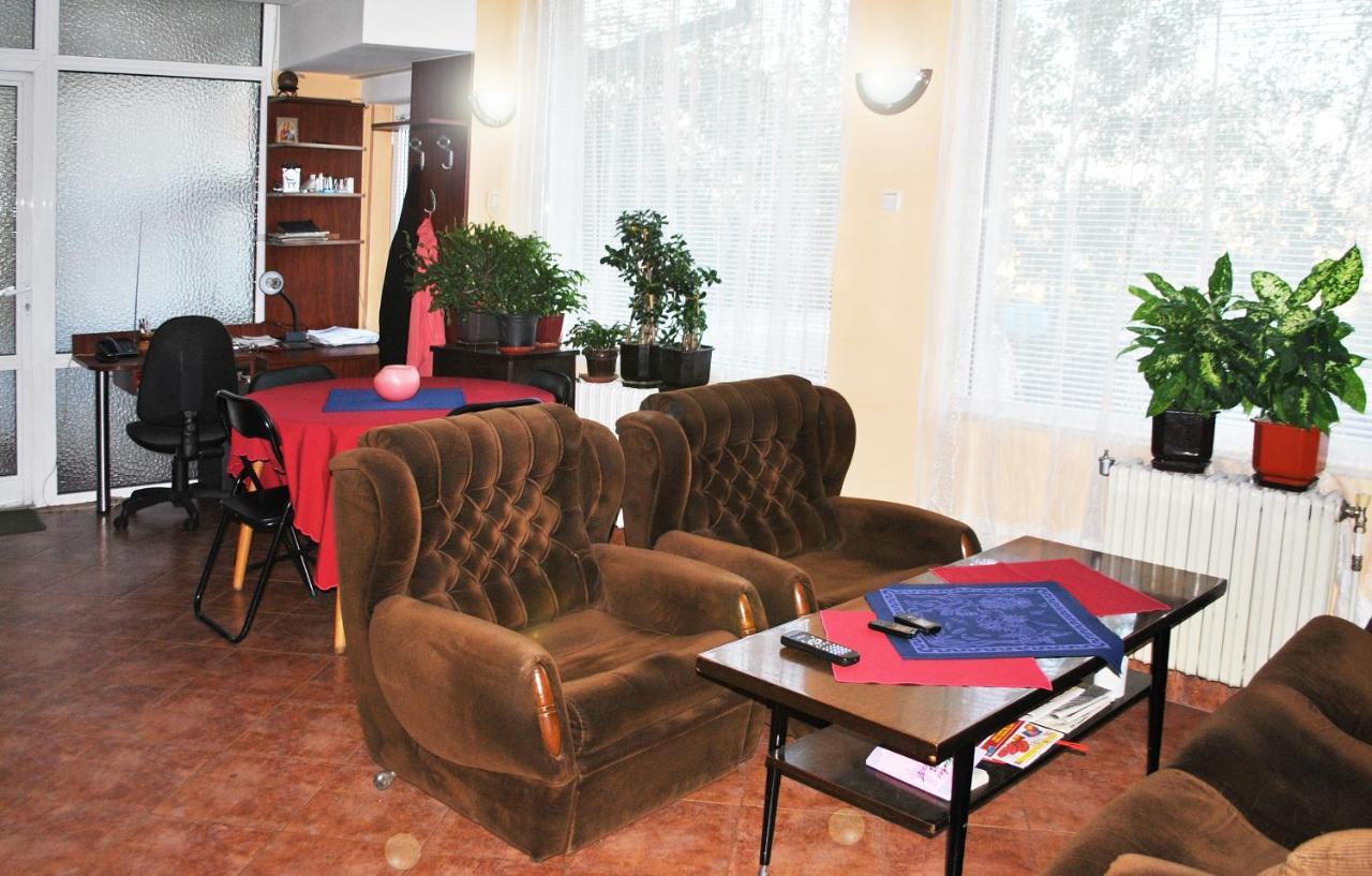 סופיה Family Hotel Zora מראה חיצוני תמונה