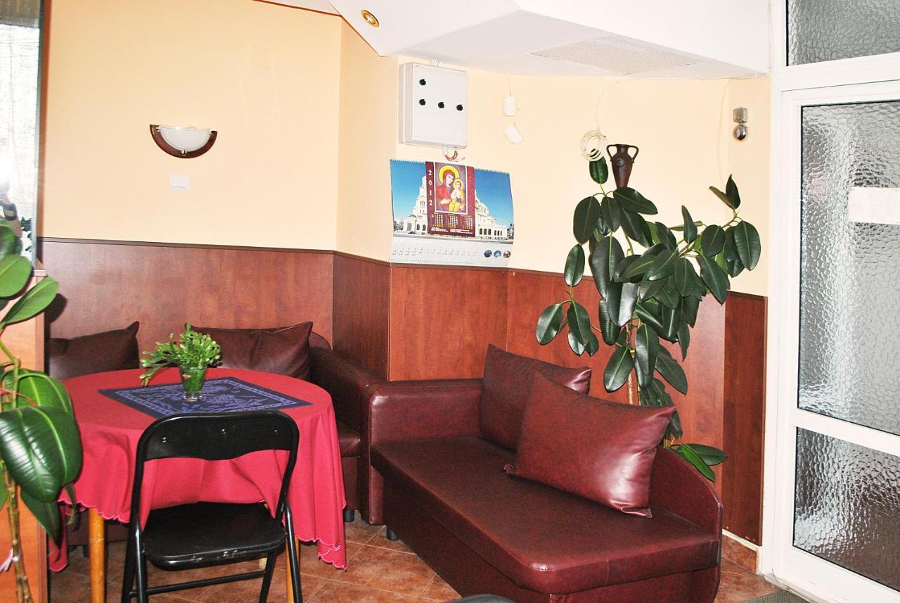 סופיה Family Hotel Zora מראה חיצוני תמונה